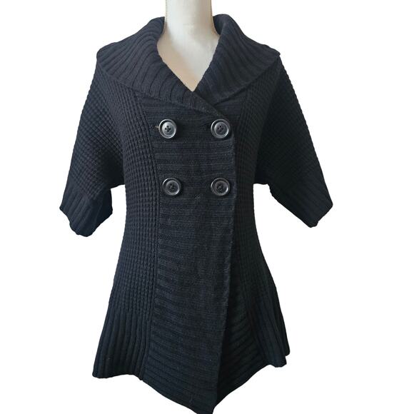 Banana Republic Sweaters - Banana Republic Short Sleeve Knit Cape Sweater Size M